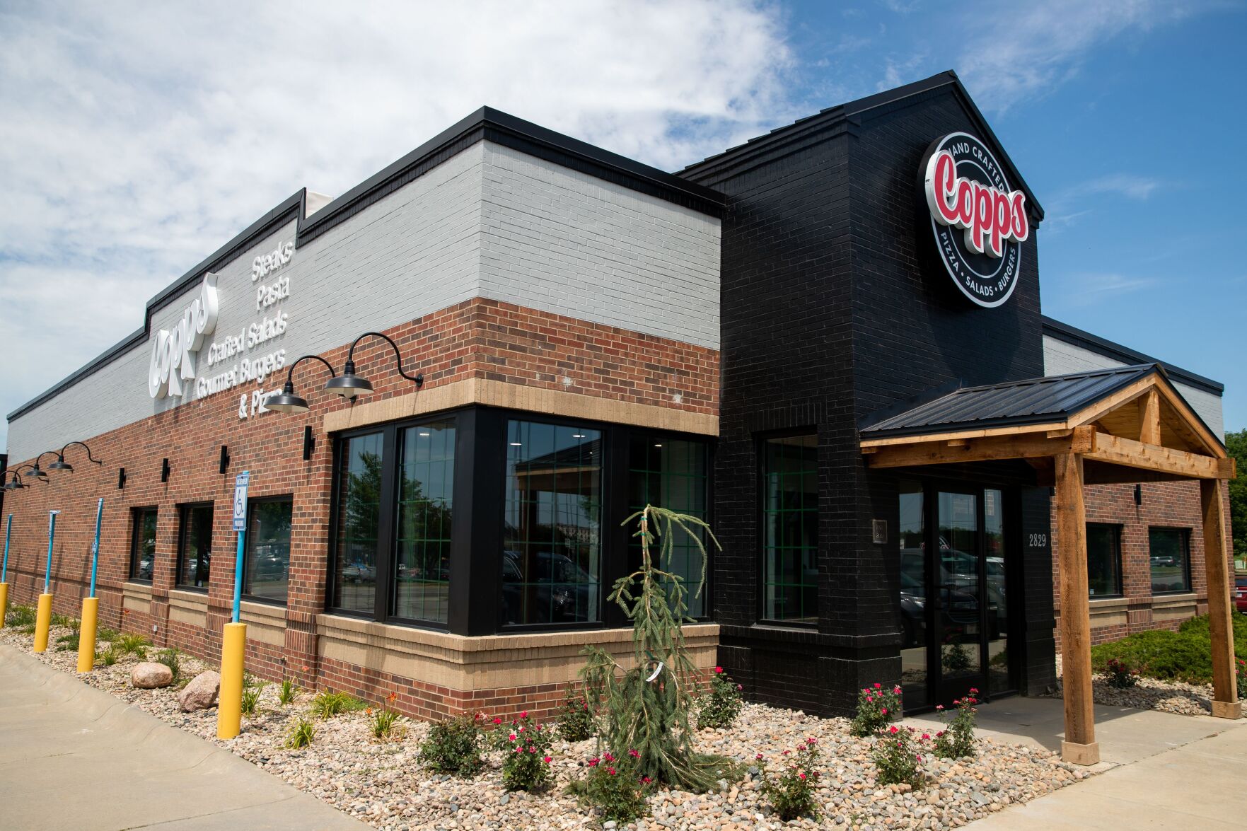 Copps Pizza closes original location, opens another